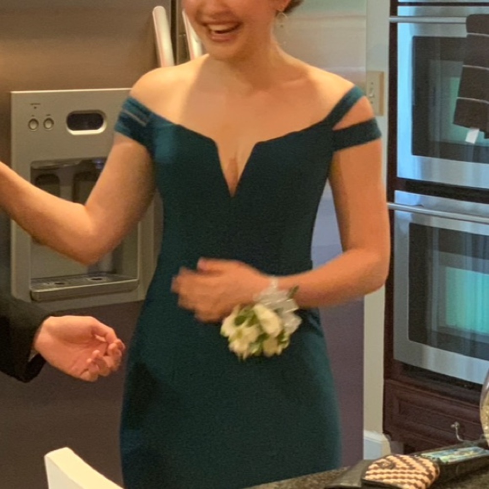 Elegant Green evening gown
